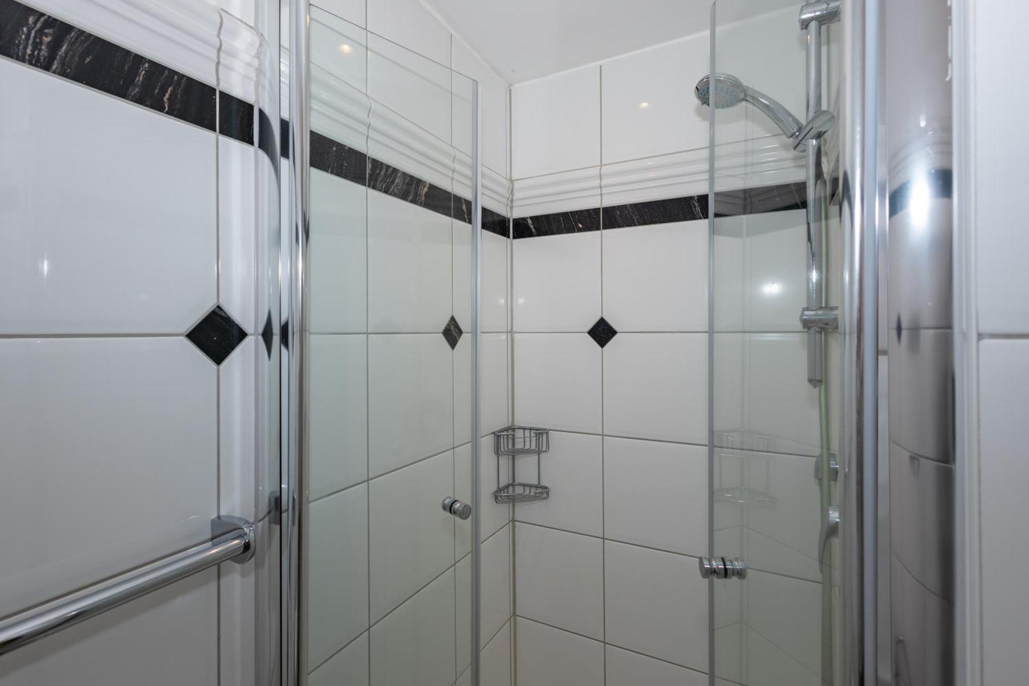 Haus Am Park Apartment Kuehlungsborn Bilik gambar
